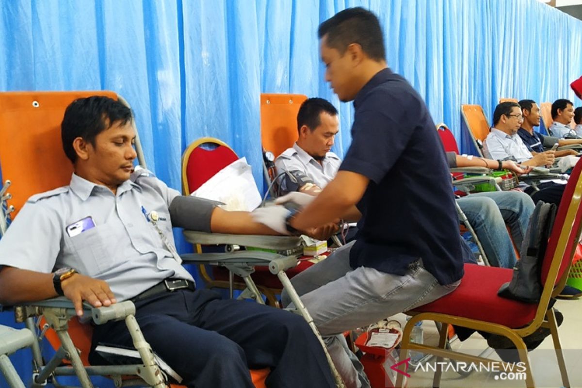 500 karyawan PT Timah donorkan darah