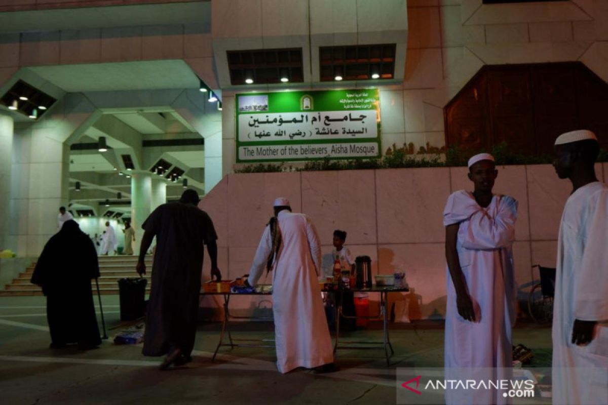 Berniat umrah di batas tanah halal Masjid Aisha Kota Mekkah