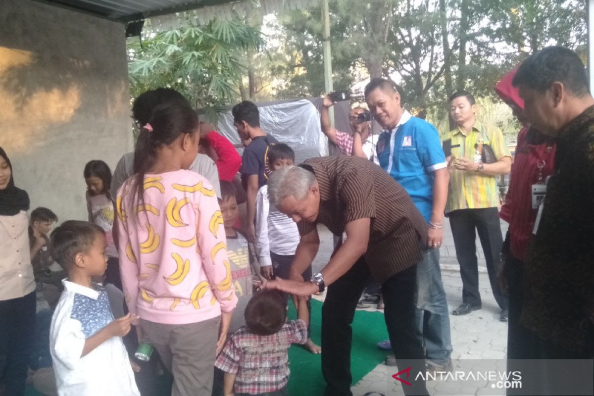 Ganjar kunjungi ADHA di Yayasan Lentera Surakarta