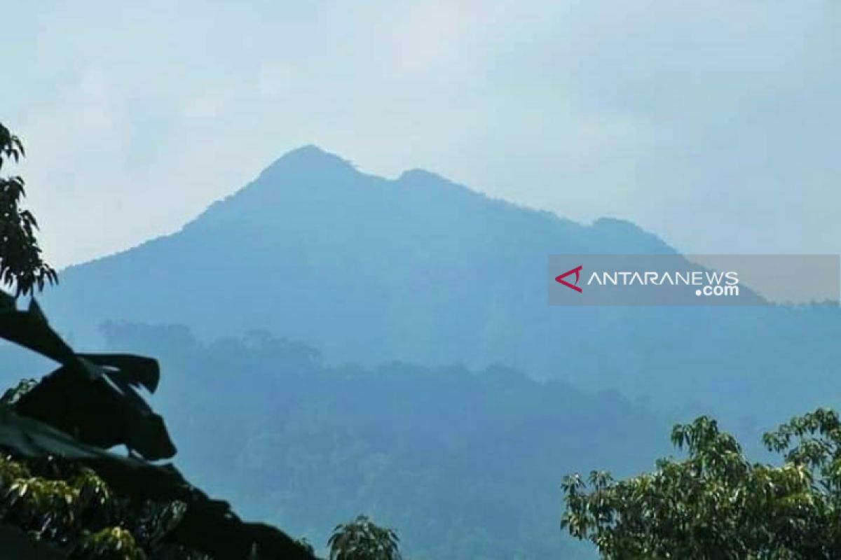 17 Agustus, Forester upacara bendera di puncak Gunung Gon-gonan Tapsel