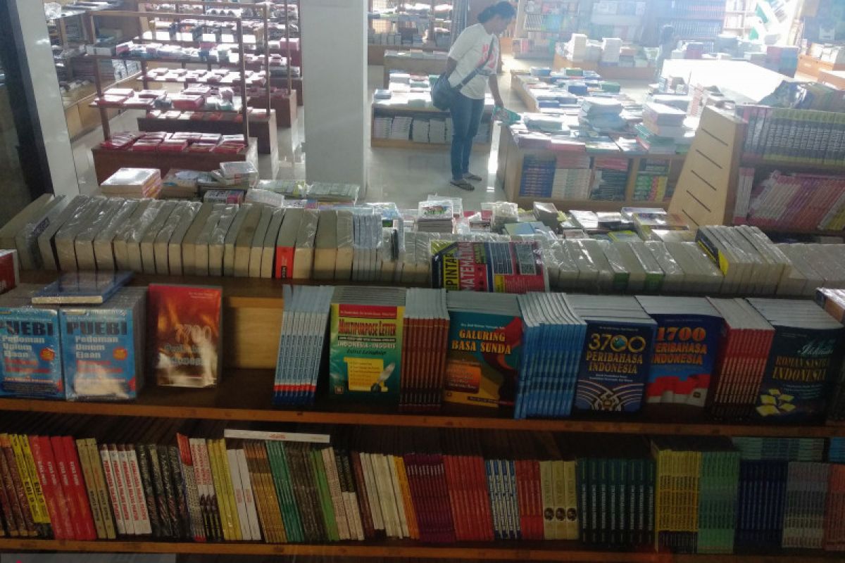 Menghidupkan "surga baru" belanja buku di Jakarta