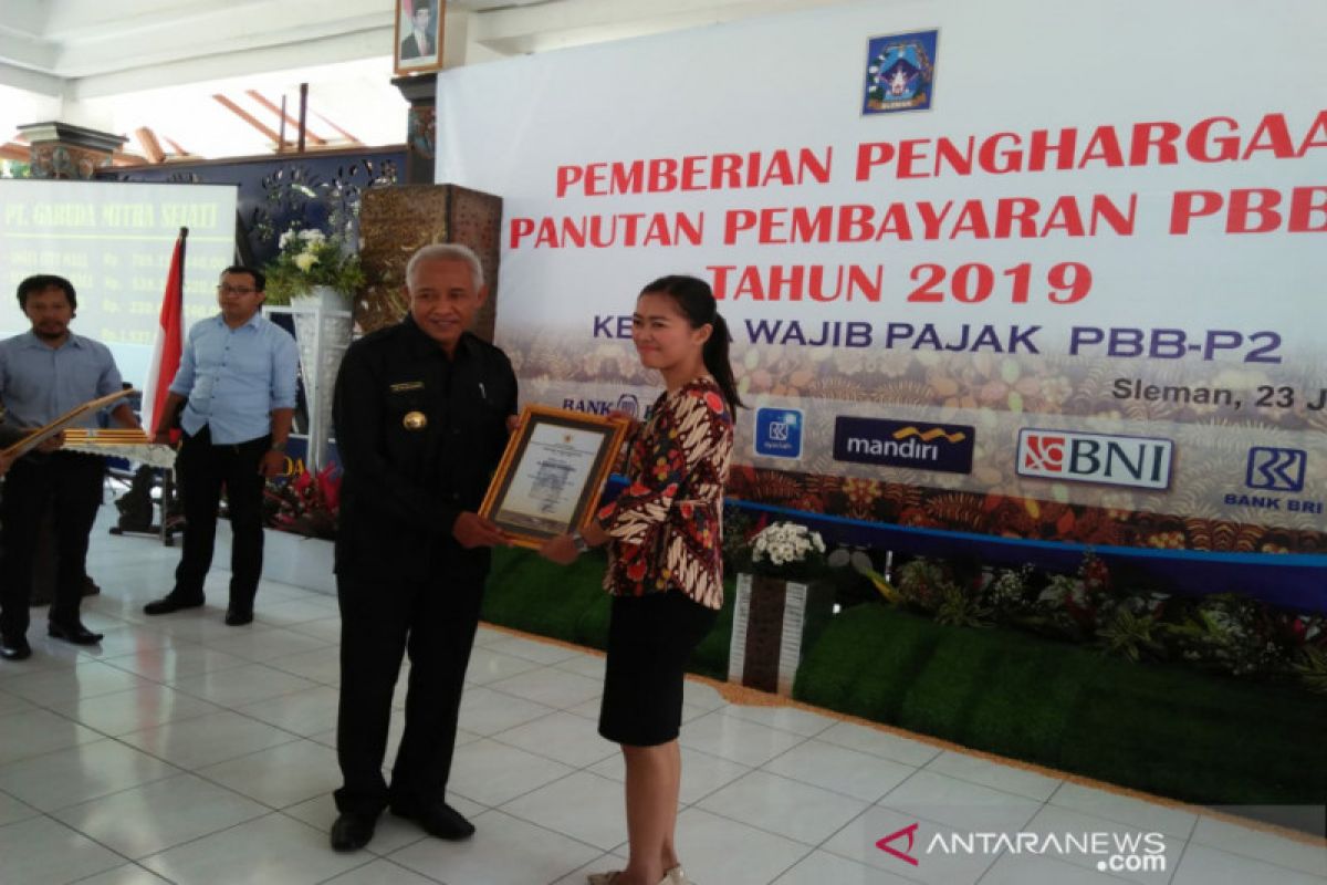 Jadi panutan, Pemkab Sleman beri penghargaan 216 wajib pajak PBB