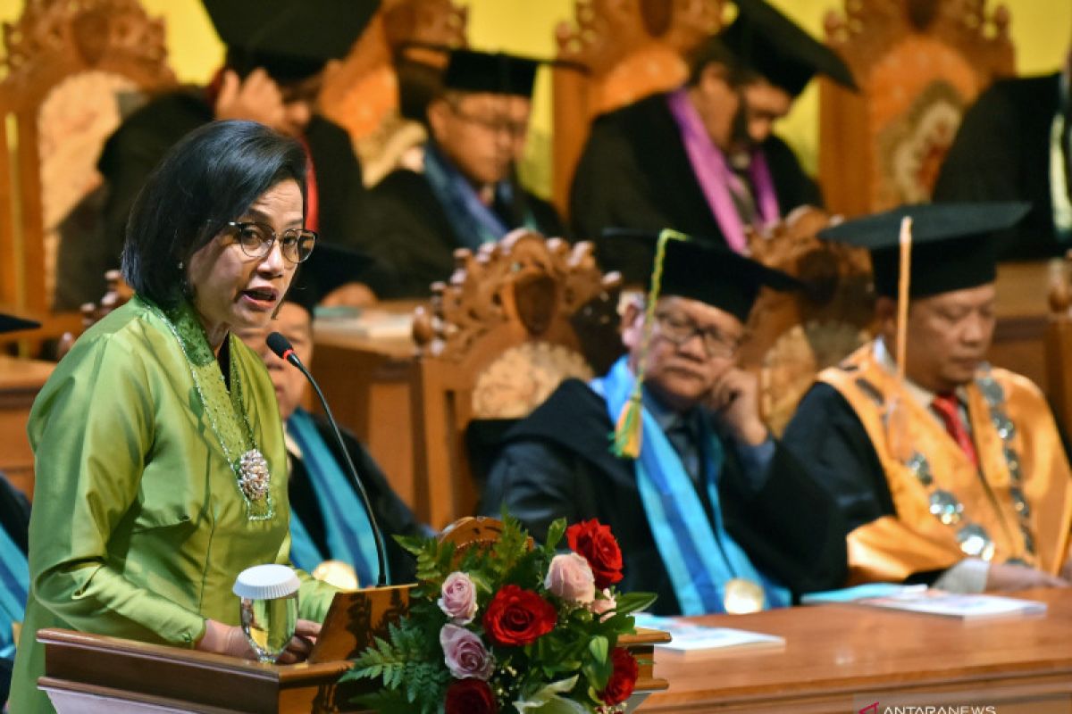 Sri Mulyani backs government's plan to recruit foreign rectors