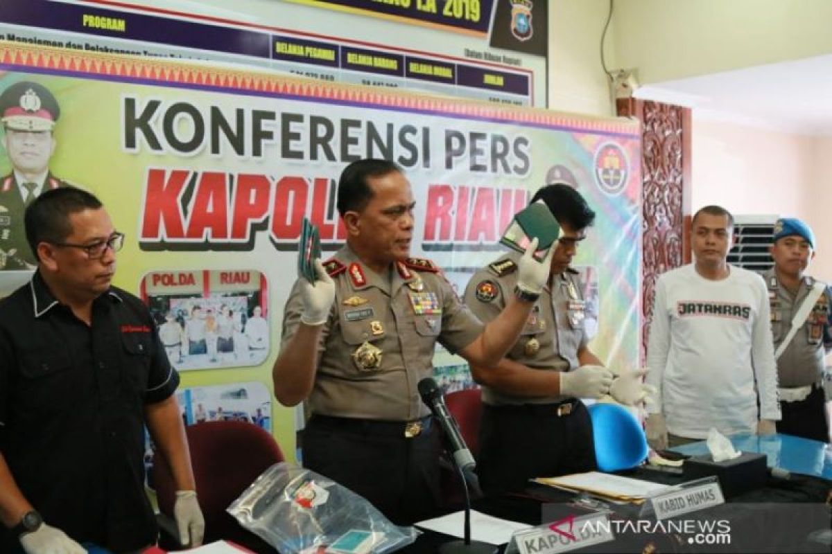 Polisi tembak mati dua gembong Narkoba  di Riau