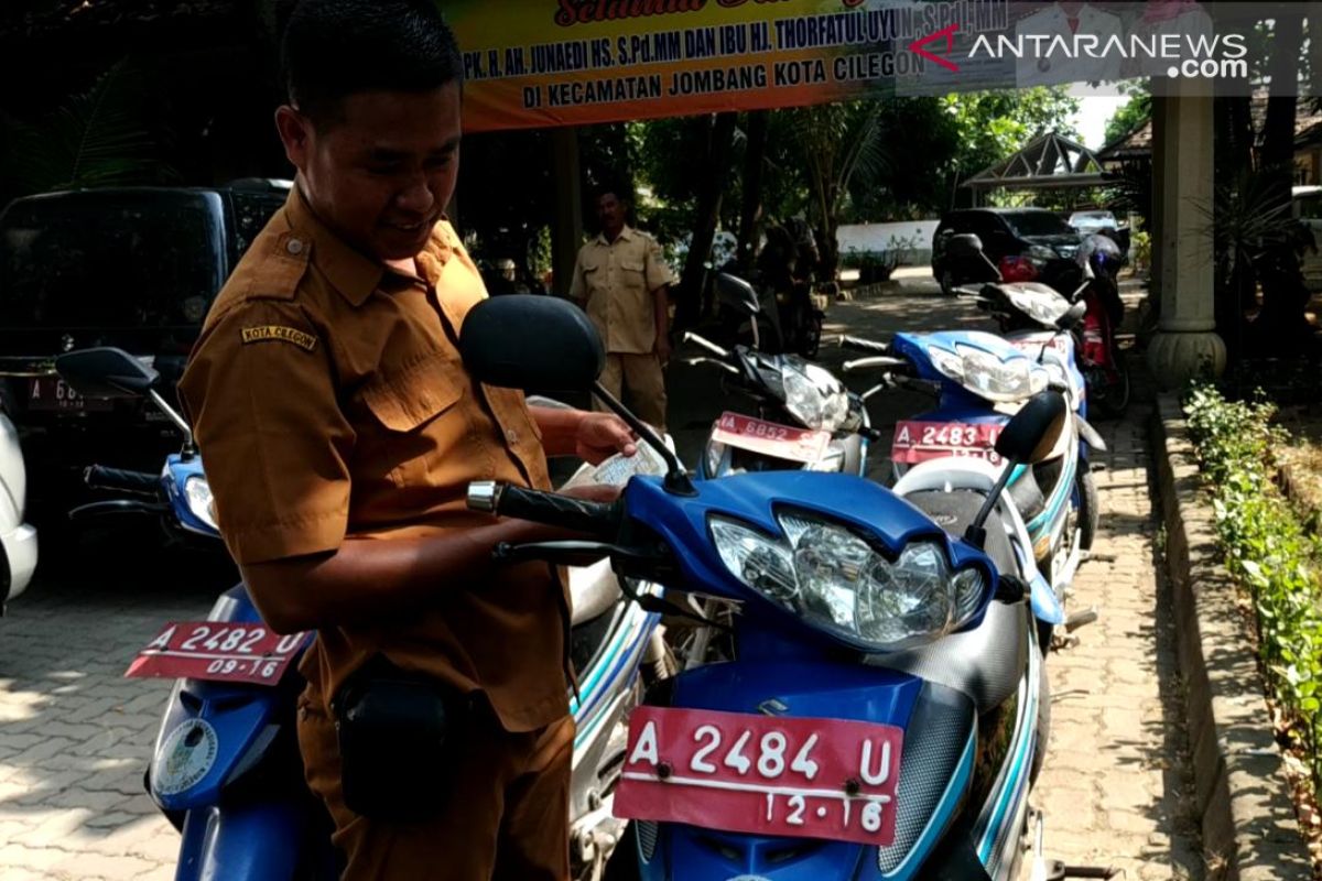 Petugas BPKAD Cilegon temukan kendaraan dinas mati pajak hingga rusak