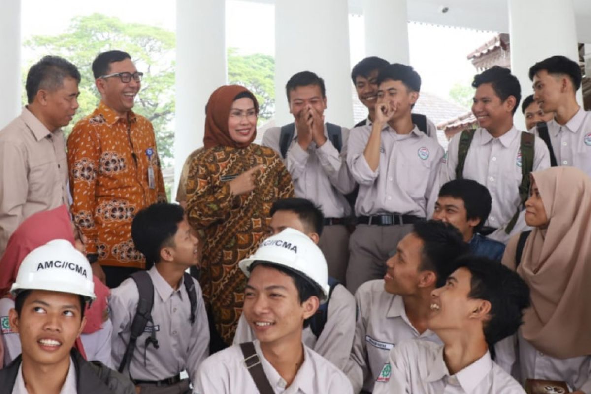 Pemkab Serang beri beasiswa 40 mahasiswa