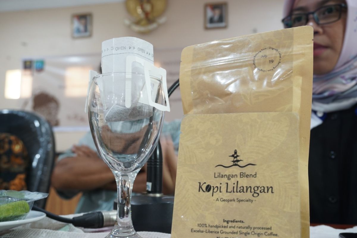 Vokasi UI hadirkan merk 'Kopi Lilangan' hasil pemberdayaan petani kopi
