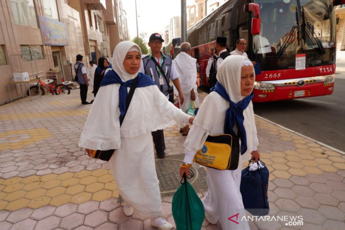 Jamaah diimbau hati-hati seberang jalan di Mekkah
