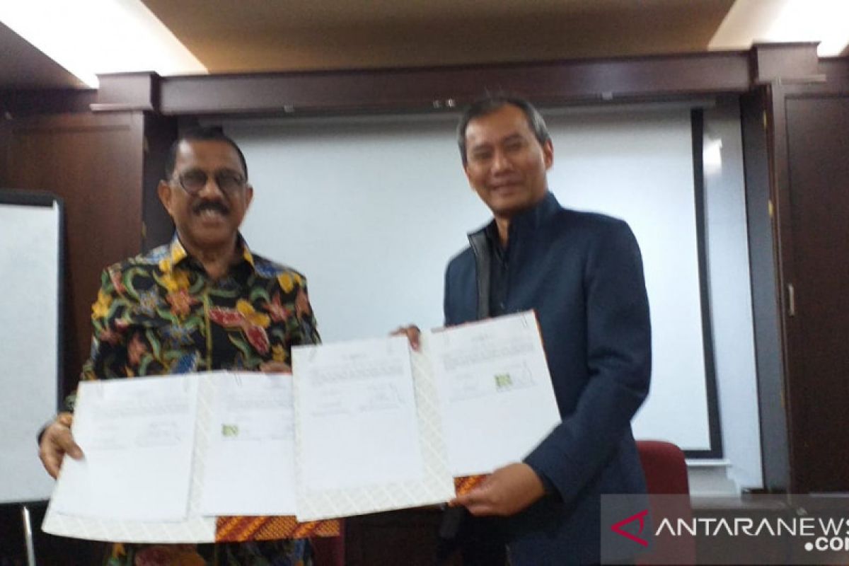 Pemkot Ambon-ANTARA tandatangani nota kesepahaman layanan informasi publik