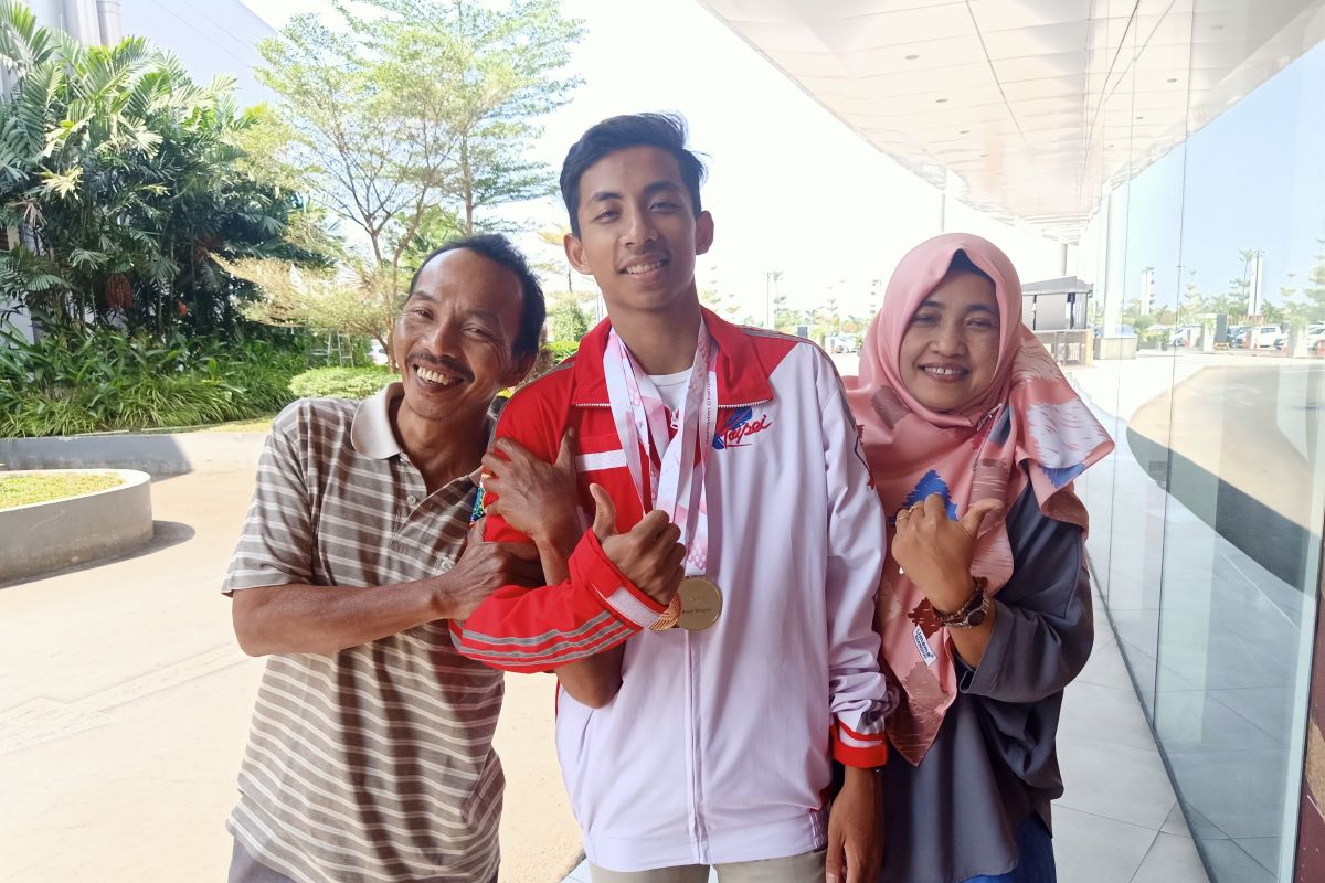 Peraih emas World Deaf Championships ingin rasakan smes Ginting