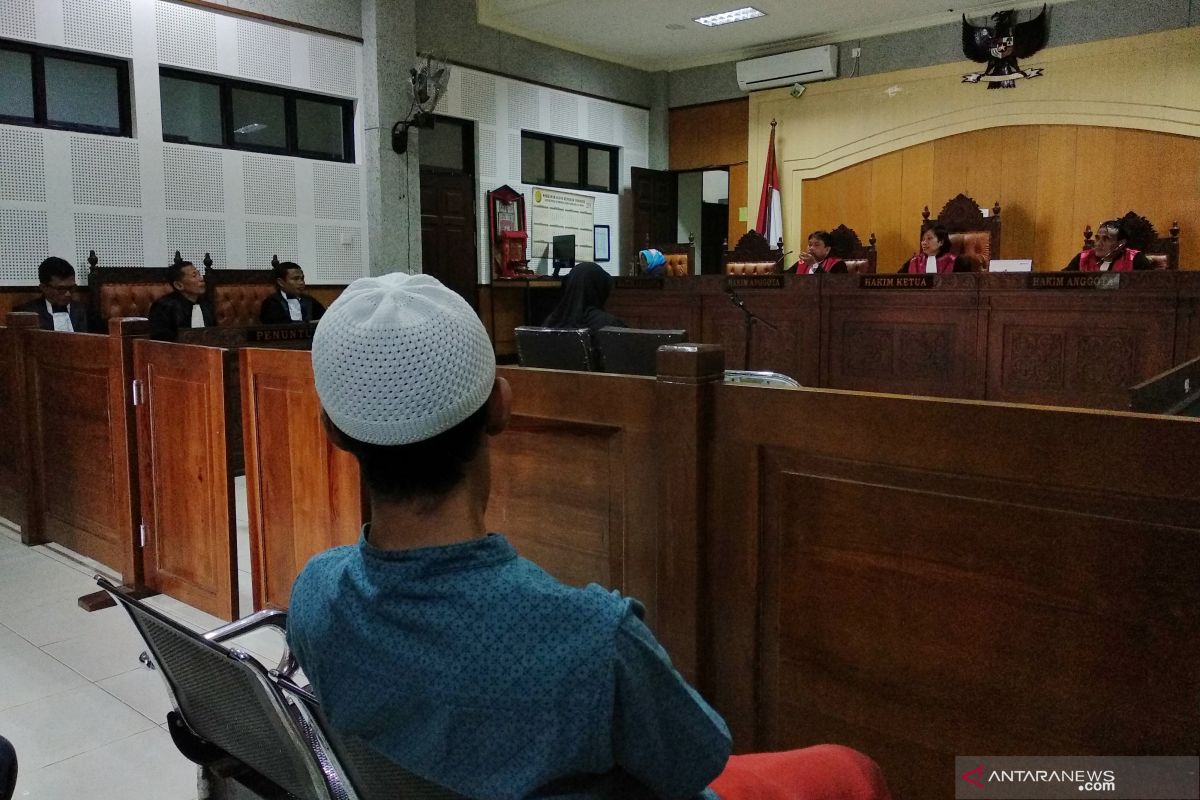 Mantan penghuni rutan akui berikan uang ke terdakwa Kompol Tuti