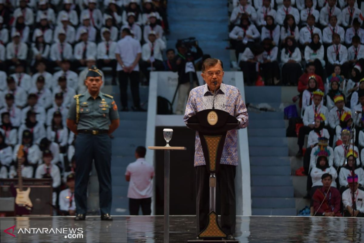 Wapres JK: ASN tidak boleh protes untuk ditempatkan di mana pun