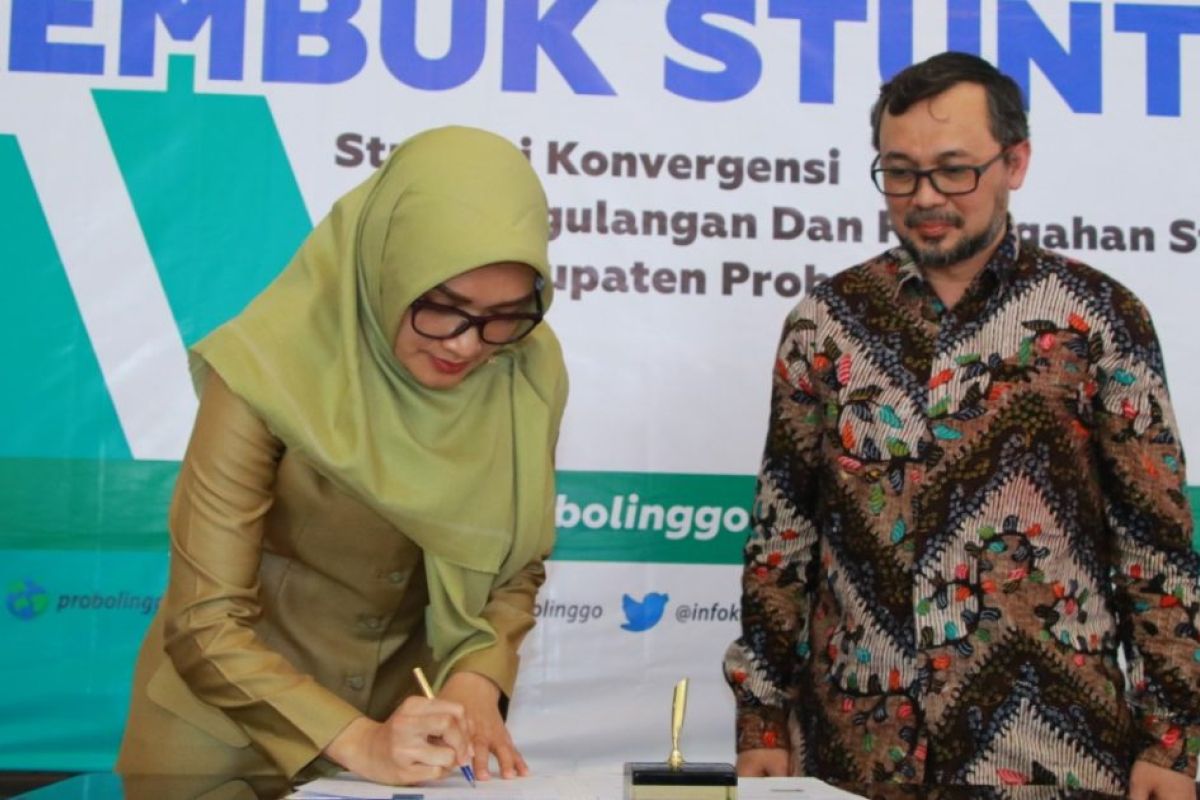 Pemkab Probolinggo tanda tangani komitmen penanggulangan stunting