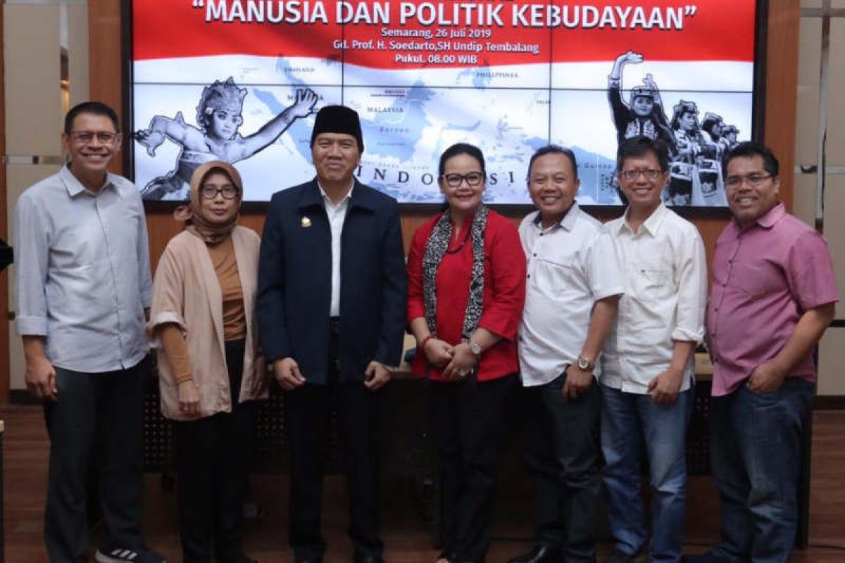 Alumnus FIB: Manusia subjek utama politik kebudayaan Indonesia