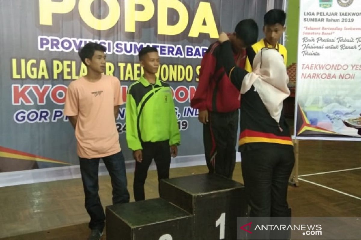 Popda 2019, Padang Panjang raih dua medali dari cabang Taekwondo