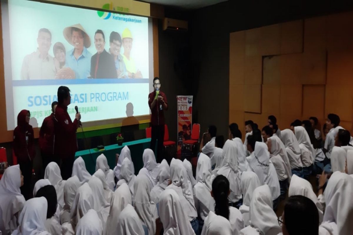 BPJS Ketenagakerjaan kampanyekan antikorupsi bagi siswa SMK Perdana