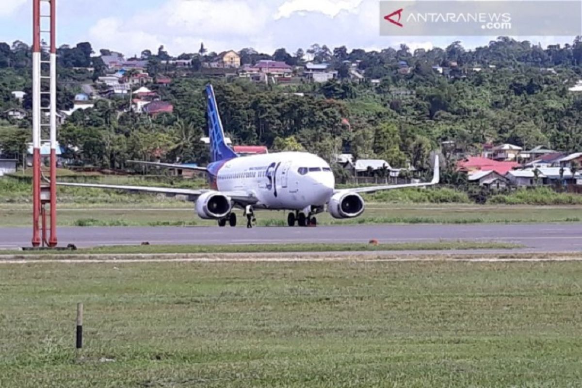 Pesawat Sriwijaya Air kembali alami masalah di Bandar Udara Rendani Manokwari