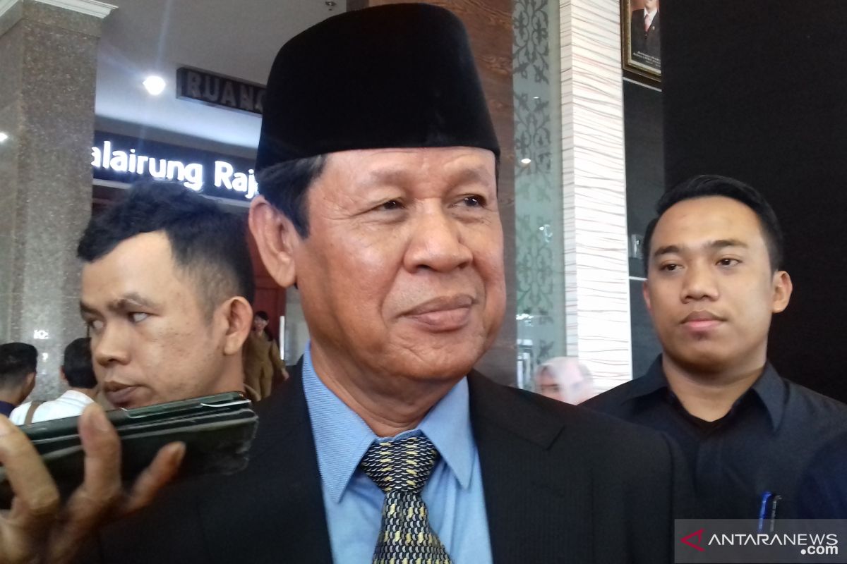 Plt Gubernur Kepri dukung KPK periksa pejabat Kepri