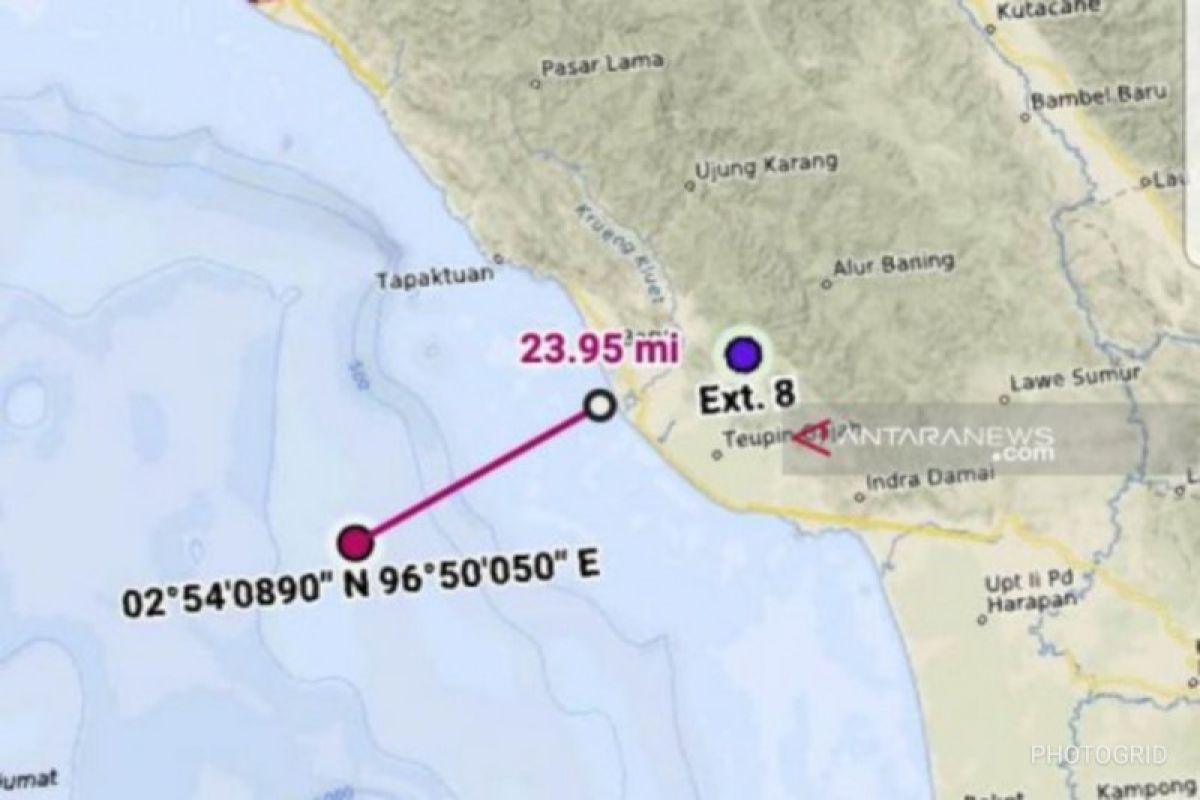 Di Aceh Barat, penumpang ini nekat lompat ke laut