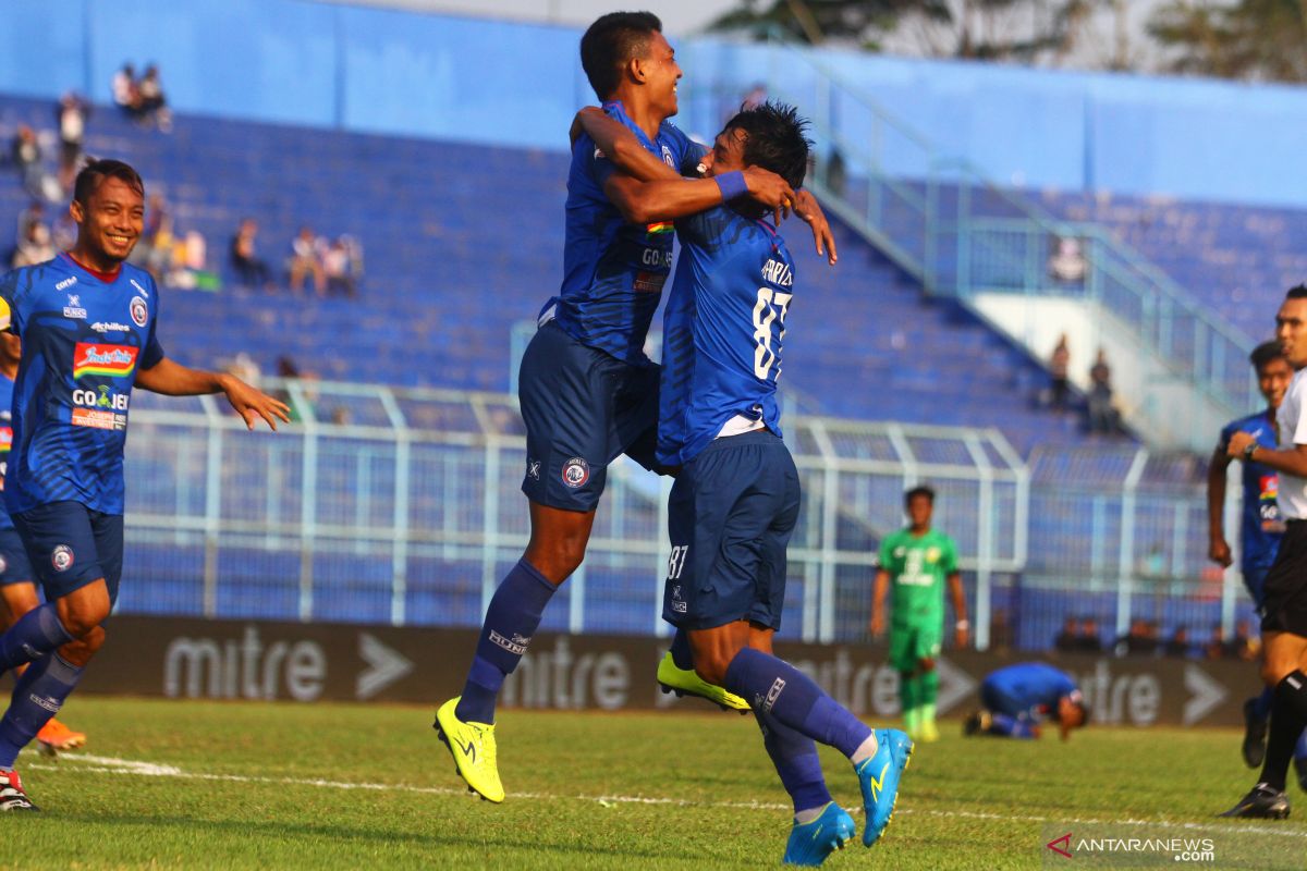 Arema FC bekuk Bhayangkara 3-2