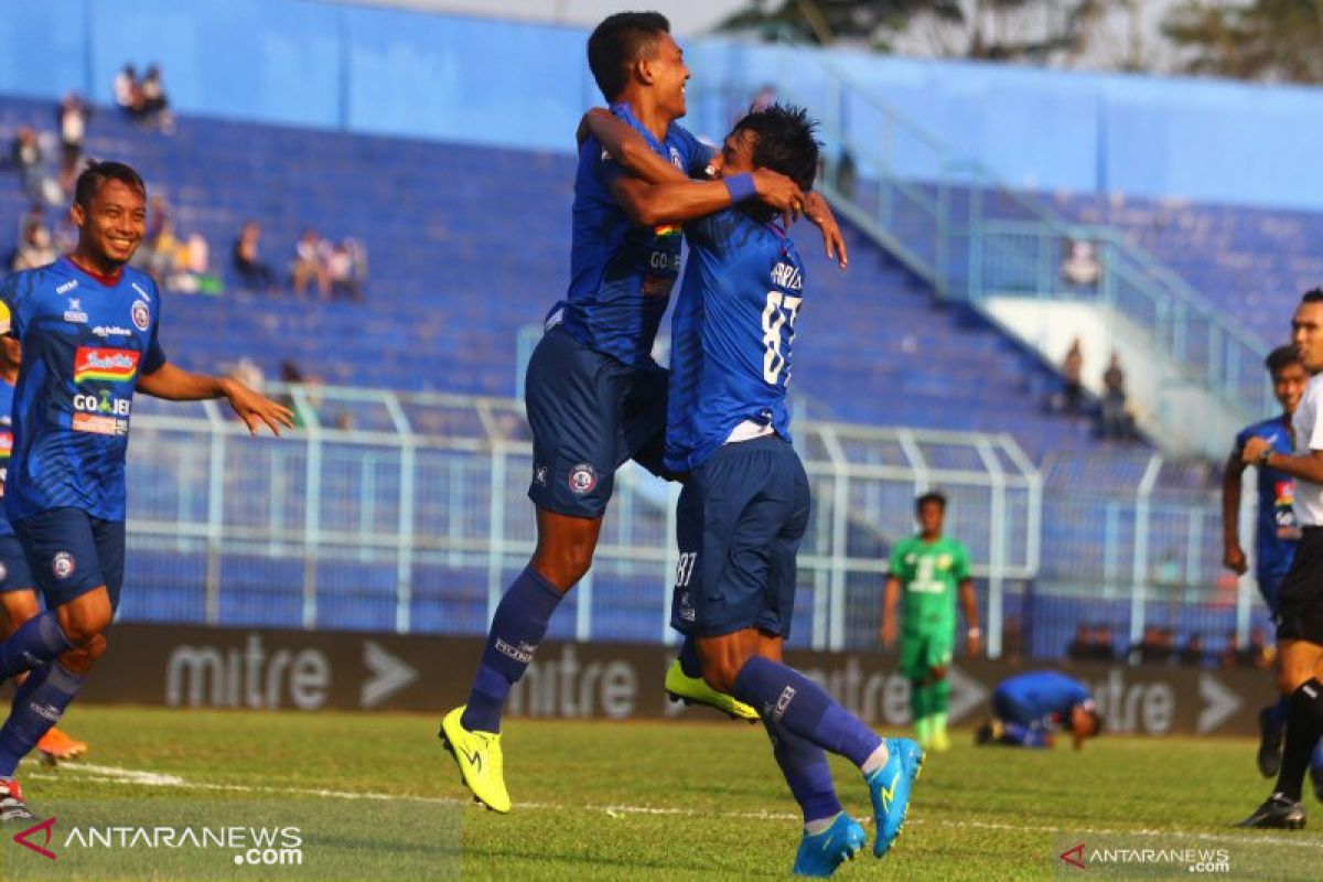 Arema FC bekuk Bhayangkara dengan skor tipis 3-2