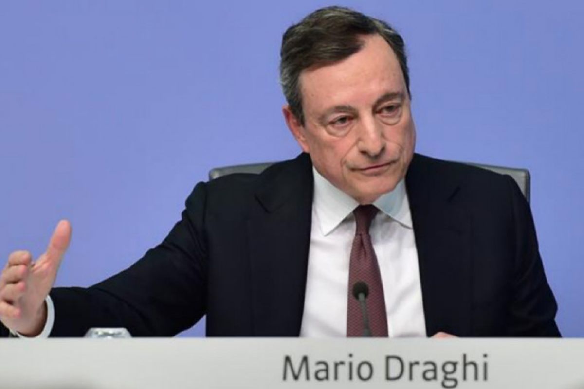 Mario Draghi jabat sebagai perdana menteri Italia