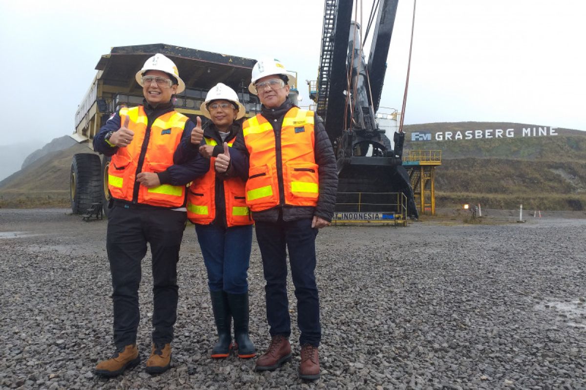 Menteri Rini Soemarno perdana kunjungi Garsberg Freeport setelah dikuasai RI