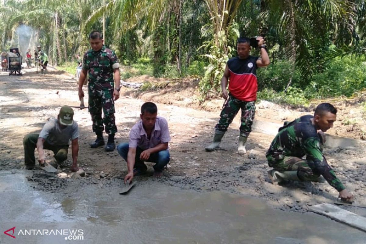 Satgas TMMD tetap semangat hingga tuntas