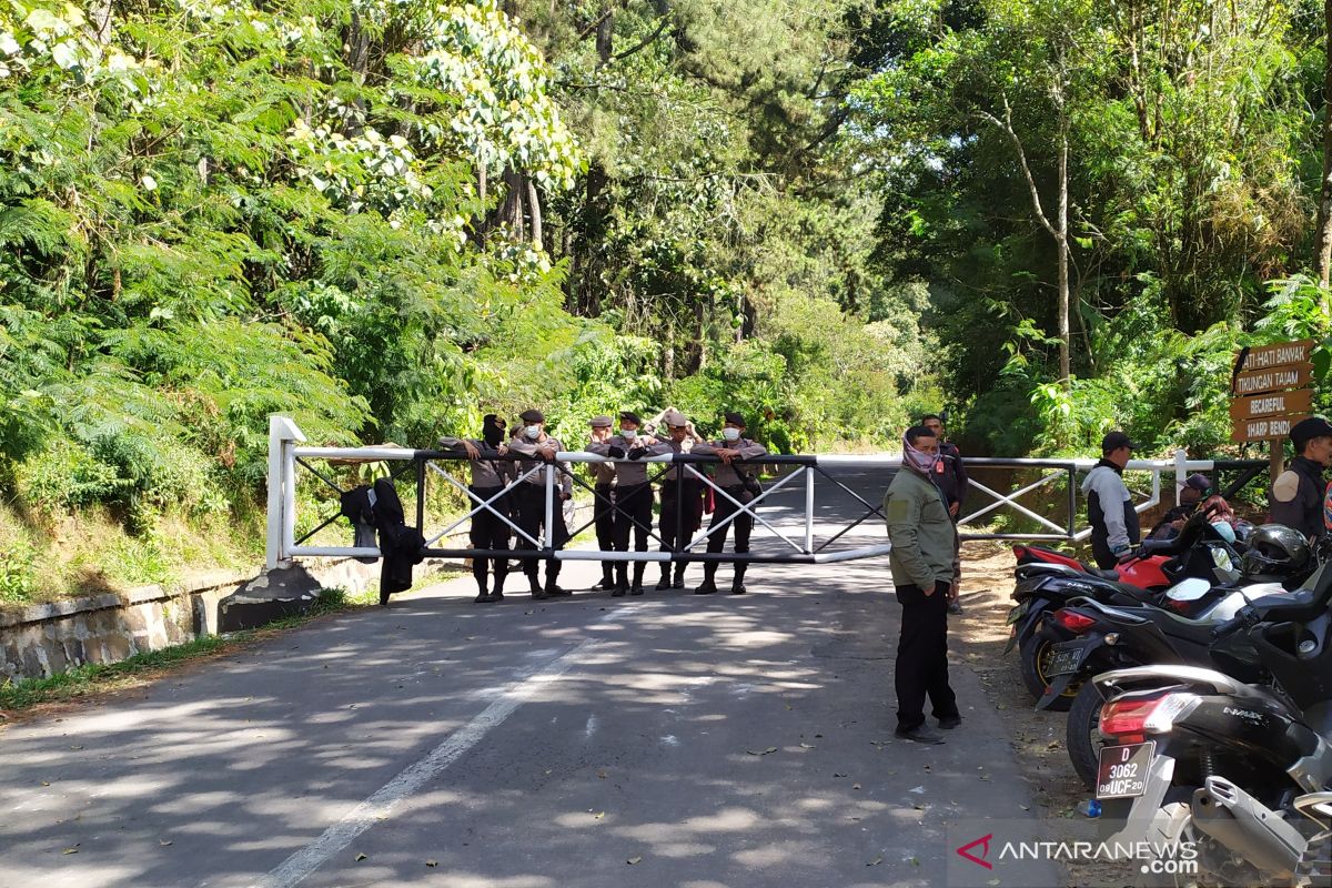 Pascaerupsi Tangkuban Perahu, ketebalan abu vulkanik capai 10 cm