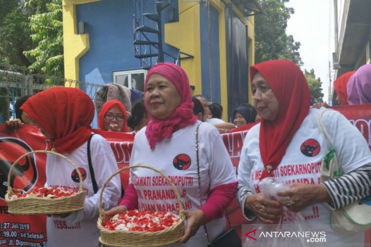 PDIP gelar tabur bunga peringati peristiwa 27 Juli