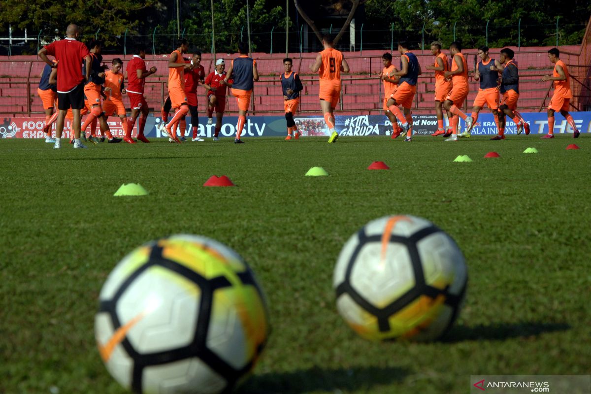 PSM Makassar tindak tegas penyerang bus Persija