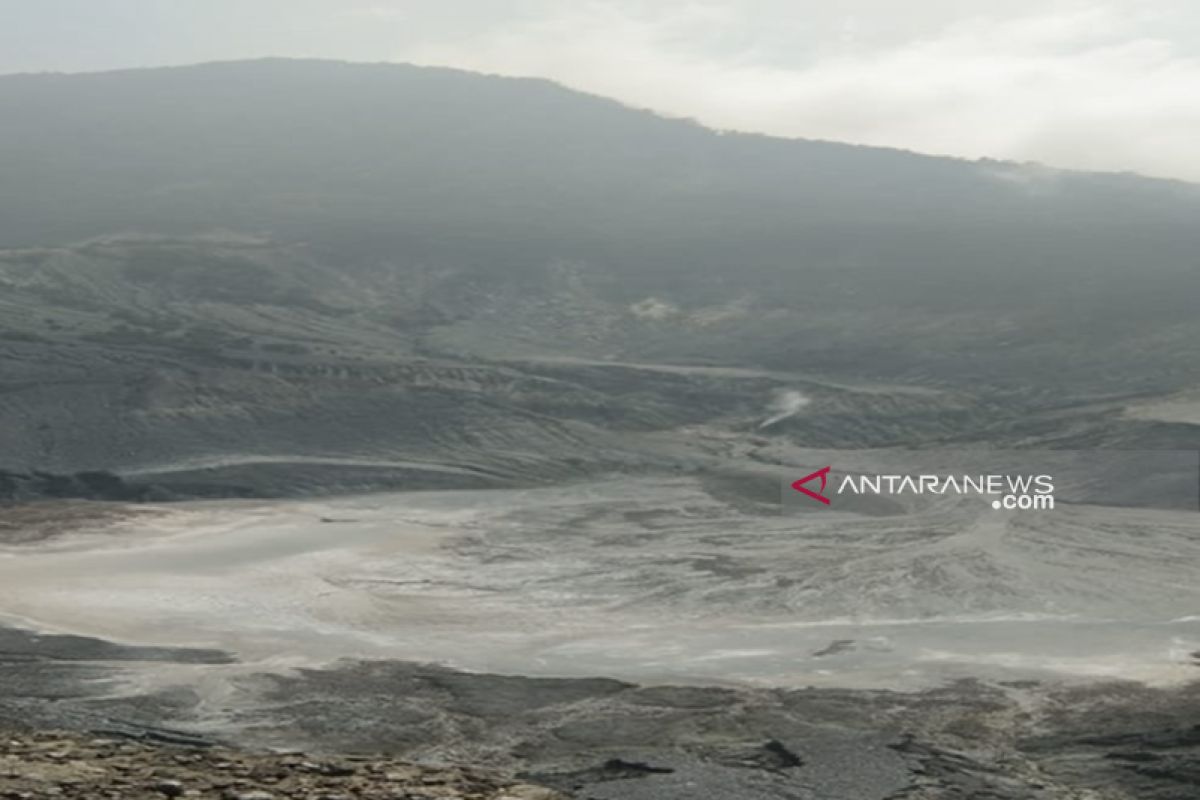 Taman wisata alam Gunung Tangkuban Parahu masih ditutup