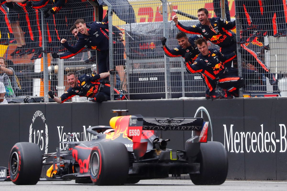 Verstappen peringatkan Red Bull jangan 