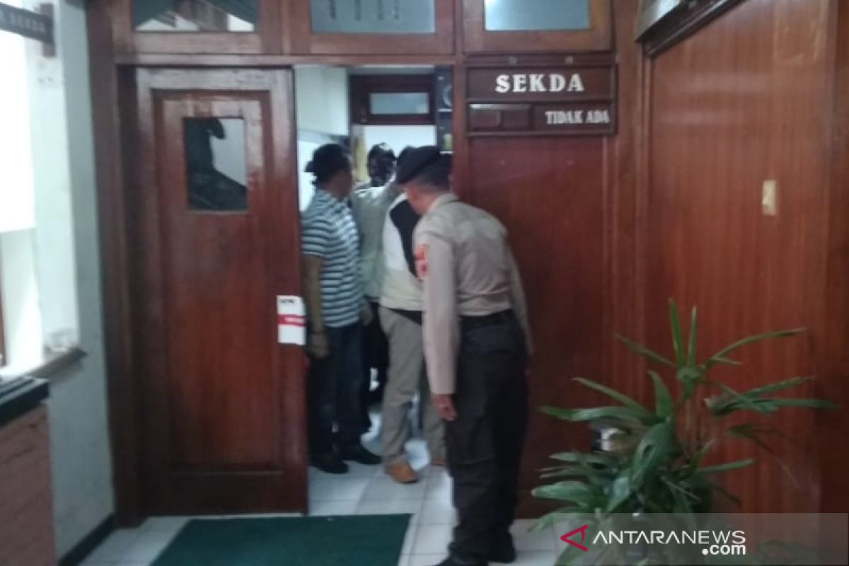 KPK kembali geledah ruang Bupati dan Sekda Kudus serta sejumlah OPD