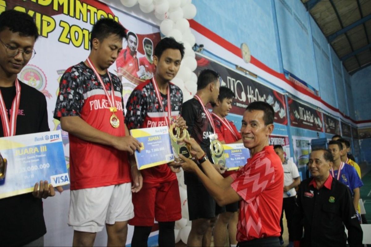 Turnamen badminton Kapolda Cup Open 2019 hasilkan bibit baru