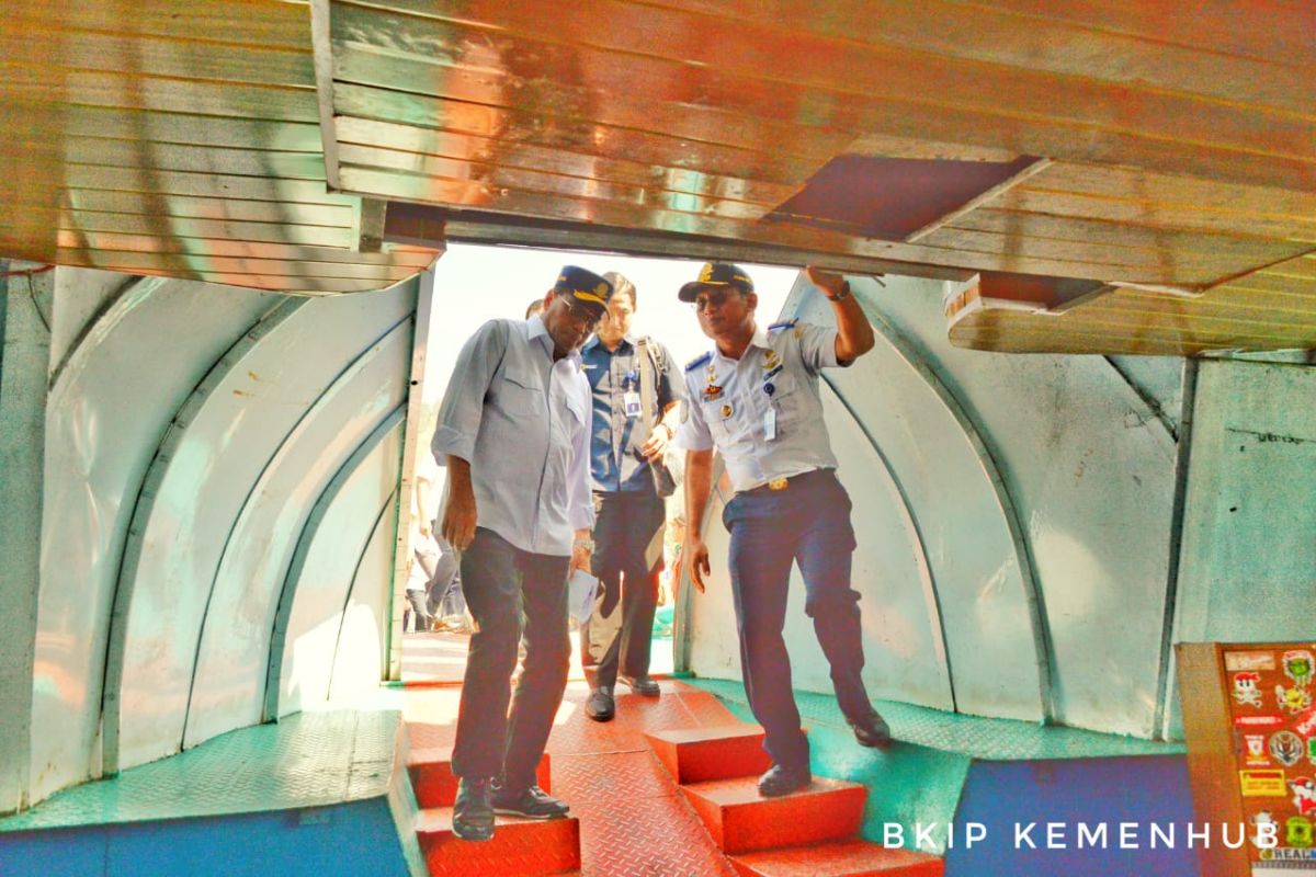 Kemenhub anggarkan Rp22 miliar bangun bus air di Danau Toba