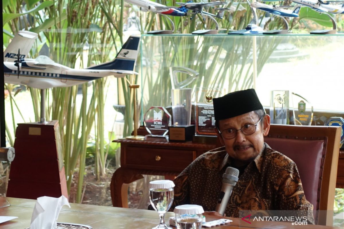 Habibie: Isilah kemerdekaan dengan karya nyata