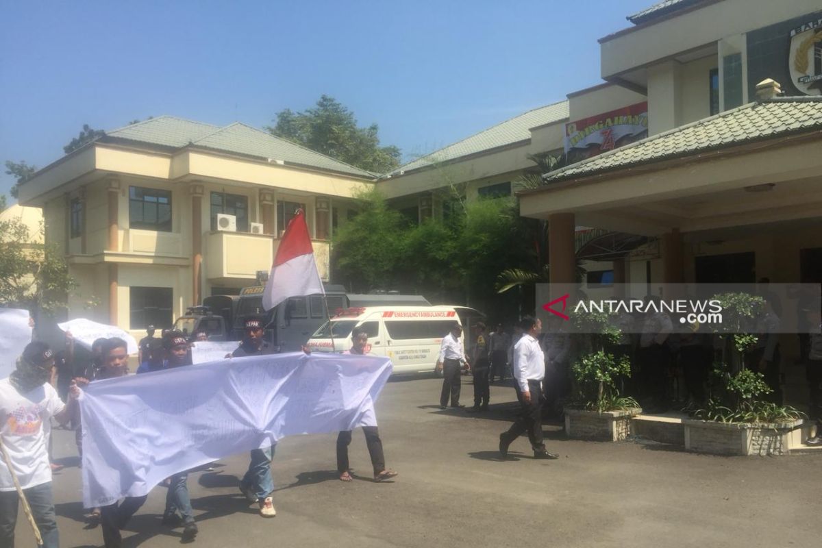 This is GEPAK demands against HST Regent