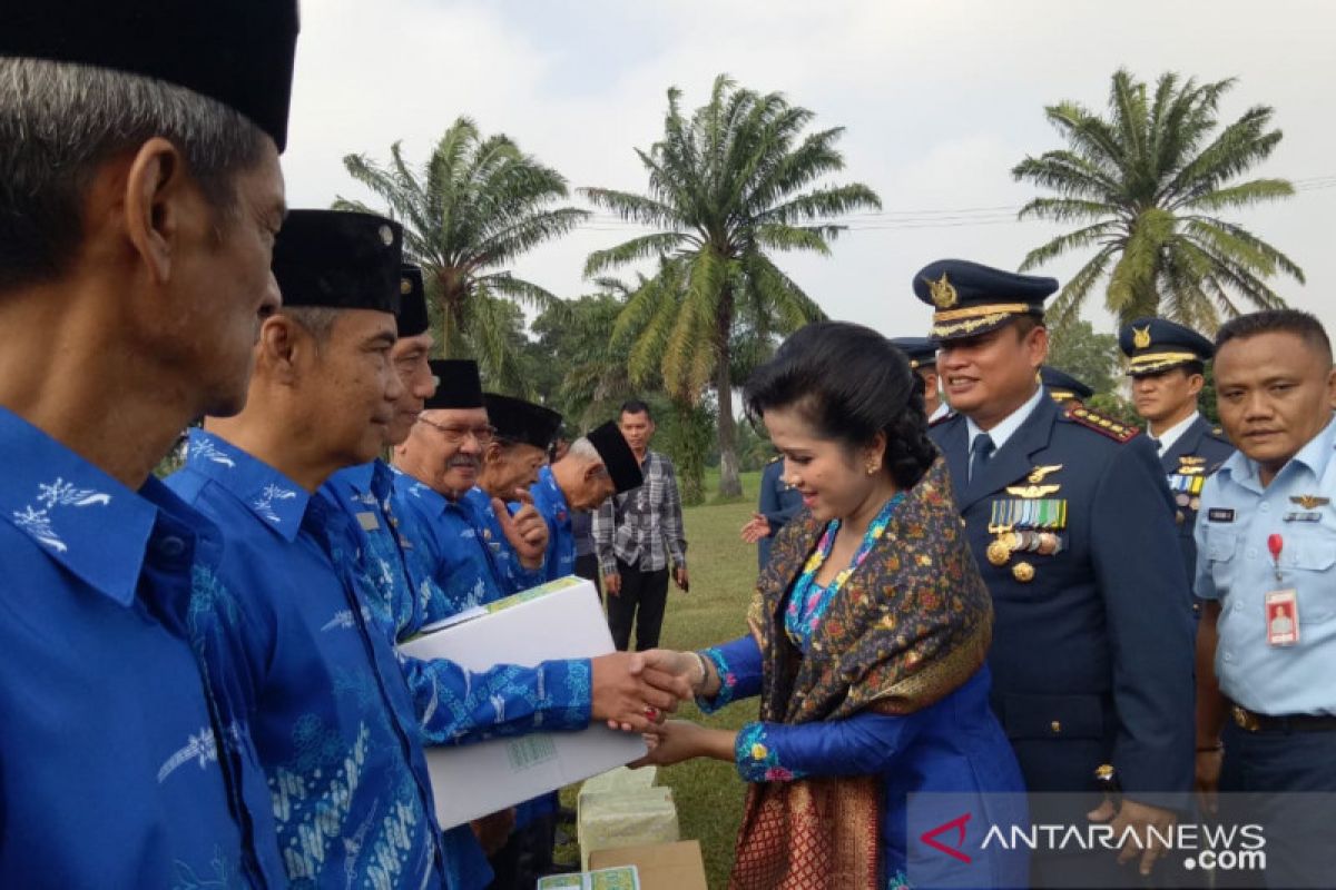 Lanud SMH siagakan tiga pesawat pembom air