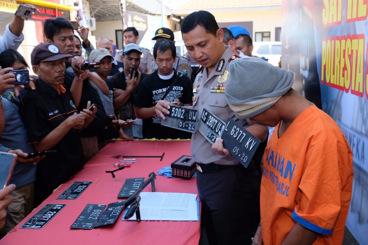 Polisi Sidoarjo tangkap pelaku pencurian kendaraan bermotor