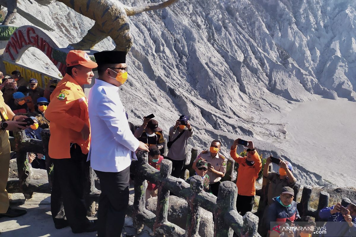 Gubernur Jabar imbau stop sebar info invalid erupsi Gunung Tangkuban Parahu