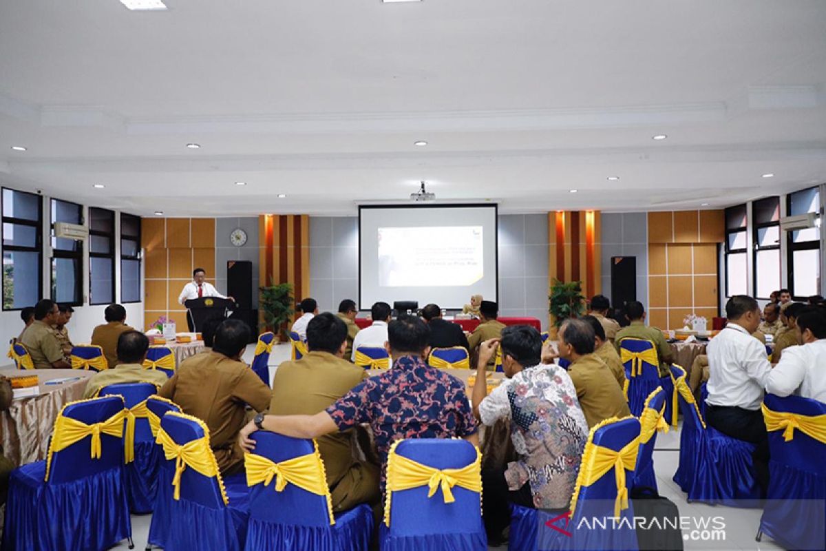 Kanwil DJP Riau dan DPMPTSP cocokan data pemilik kebun sawit