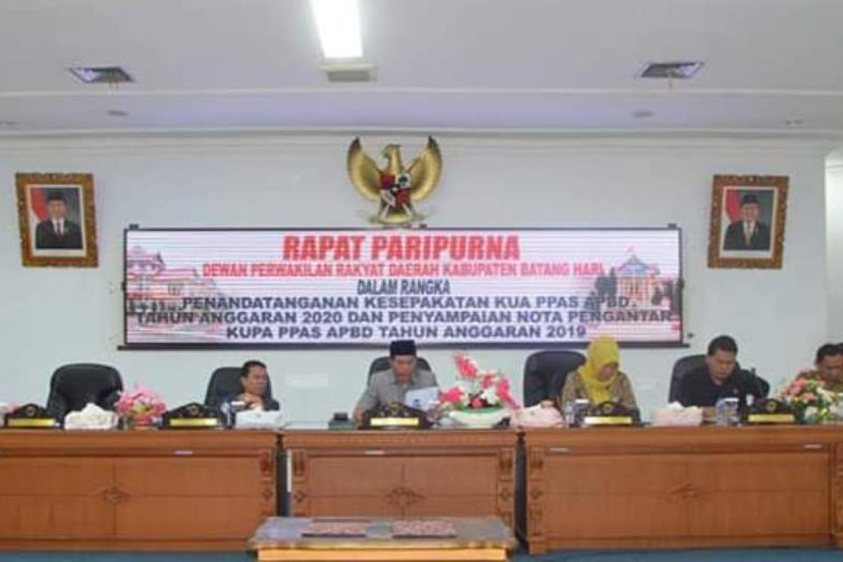 Pemkab dan DPRD Batanghari teken KUA-PPAS TA 2020