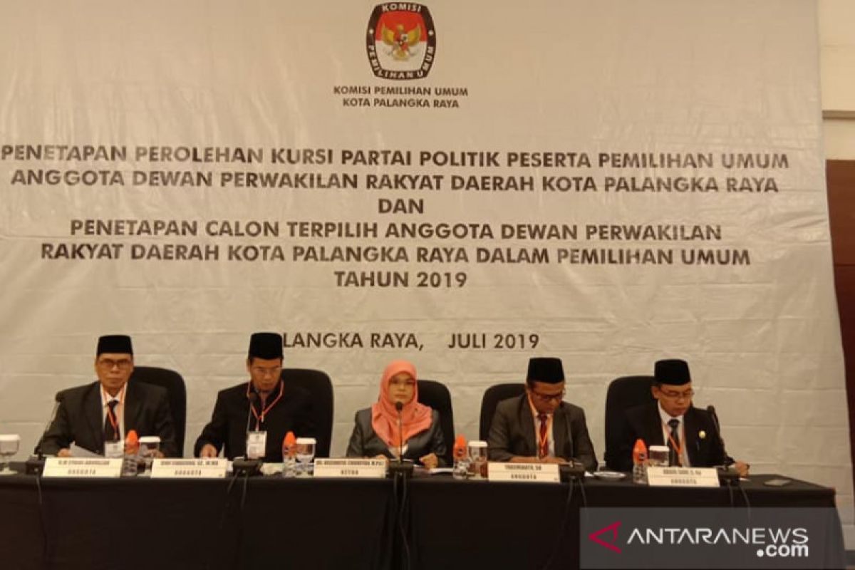 KPU Palangka Raya tetapkan 30 caleg terpilih