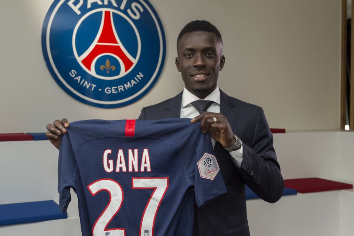 Idrissa Gueye diboyong PSG