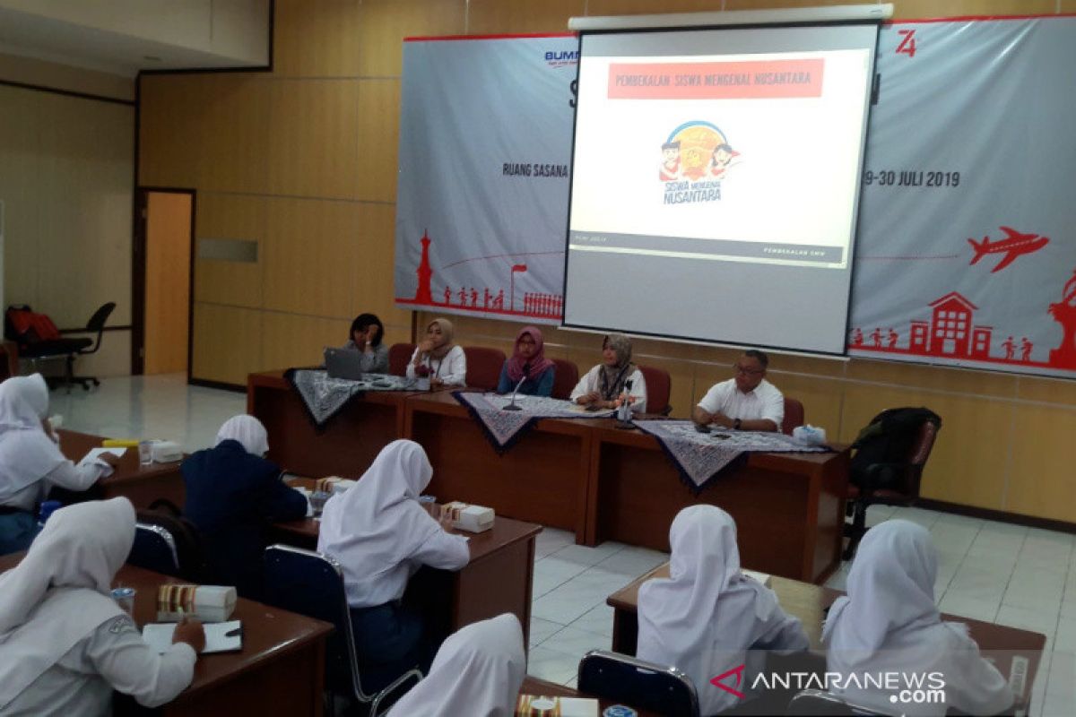 23 peserta SMN Yogyakarta diajak mengenali BUMN