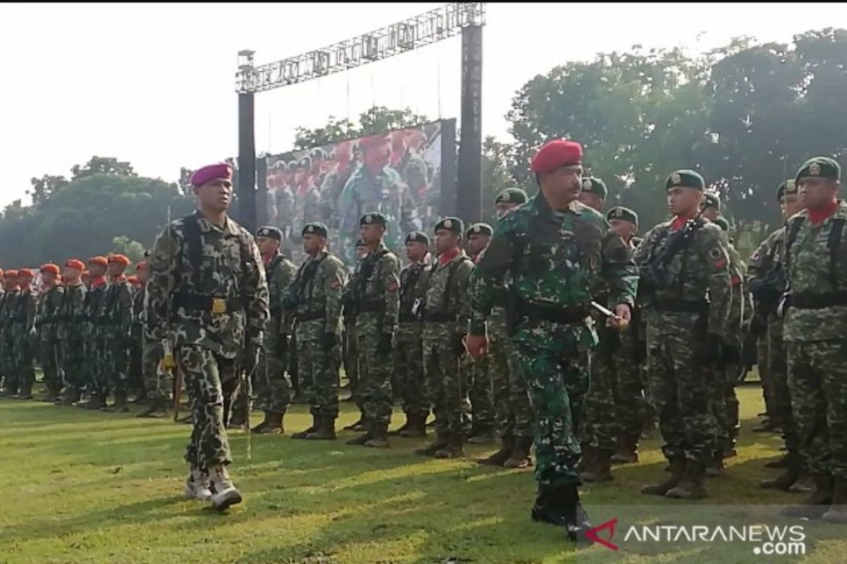 Survei: TNI lembaga negara paling dipercaya publik