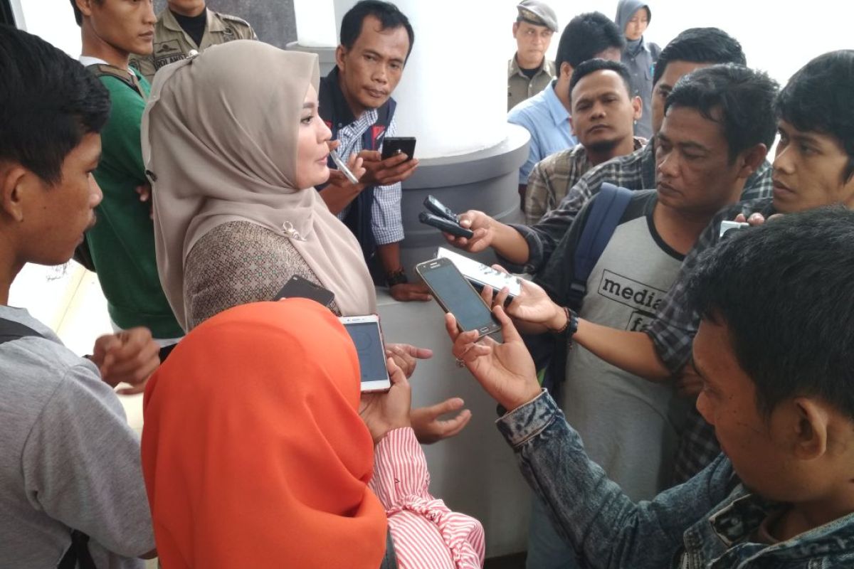 Bupati Irna akui tahu dugaan kejanggalan hibah Kemenag