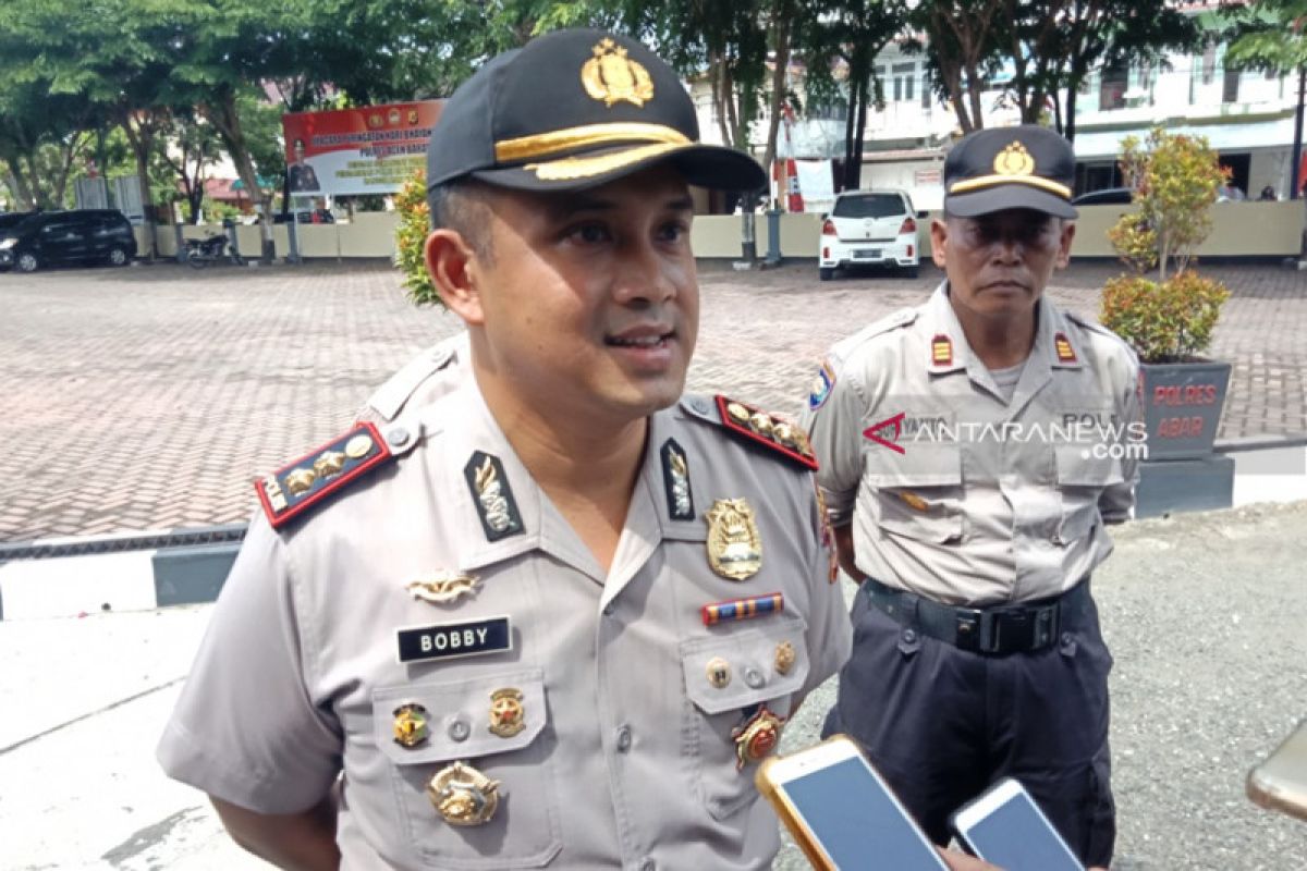 Polisi periksa delapan warga usut kebakaran lahan di Aceh Barat