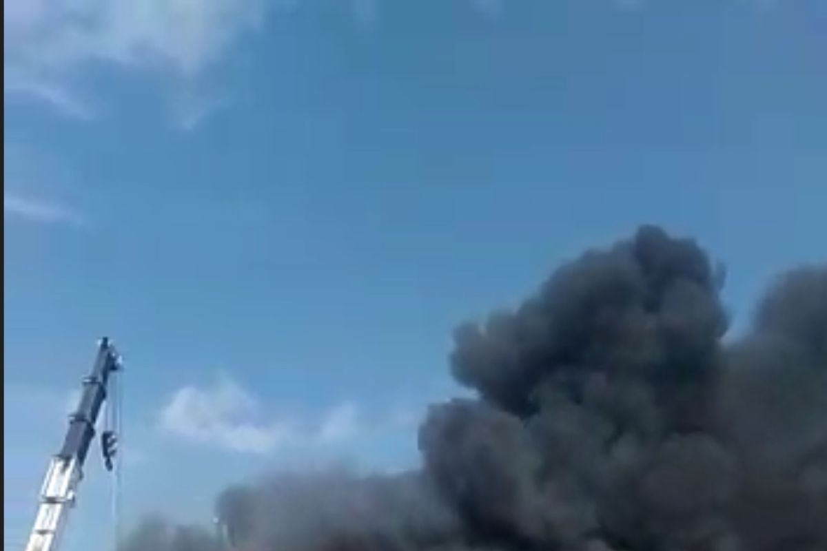 KM Sembilang terbakar